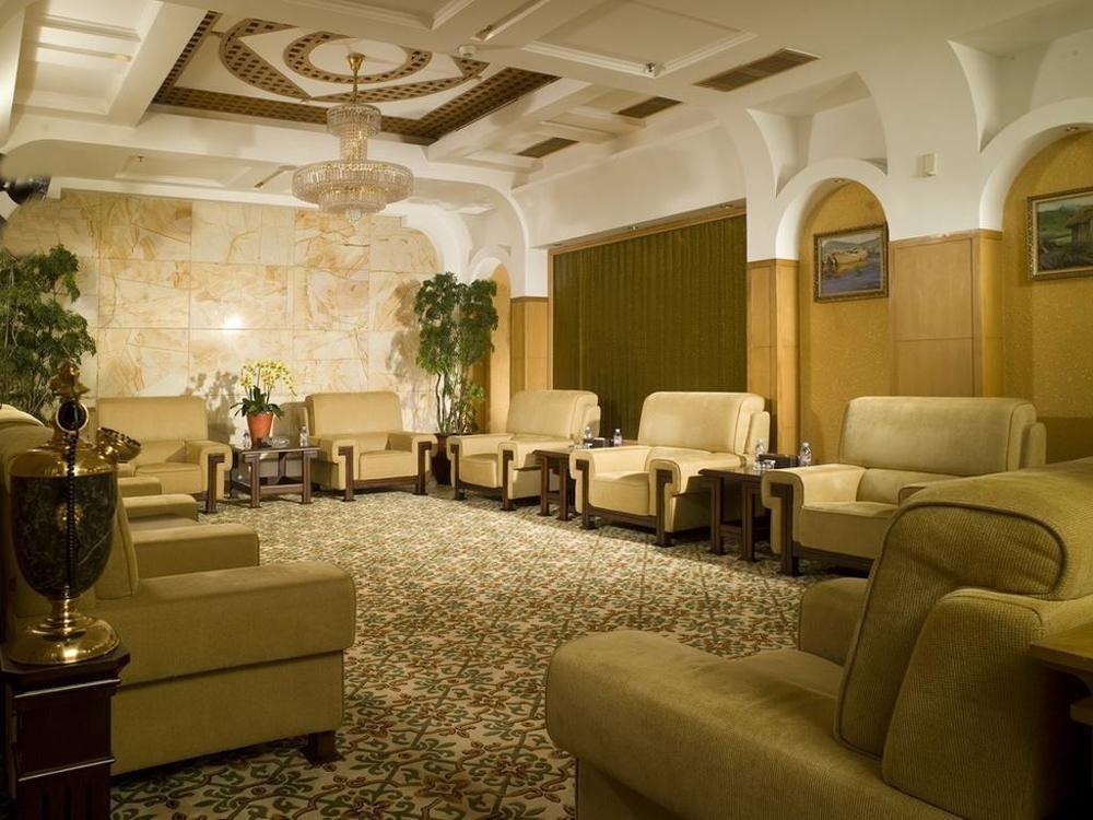 Hotel Silverland Dongguan  Exterior photo