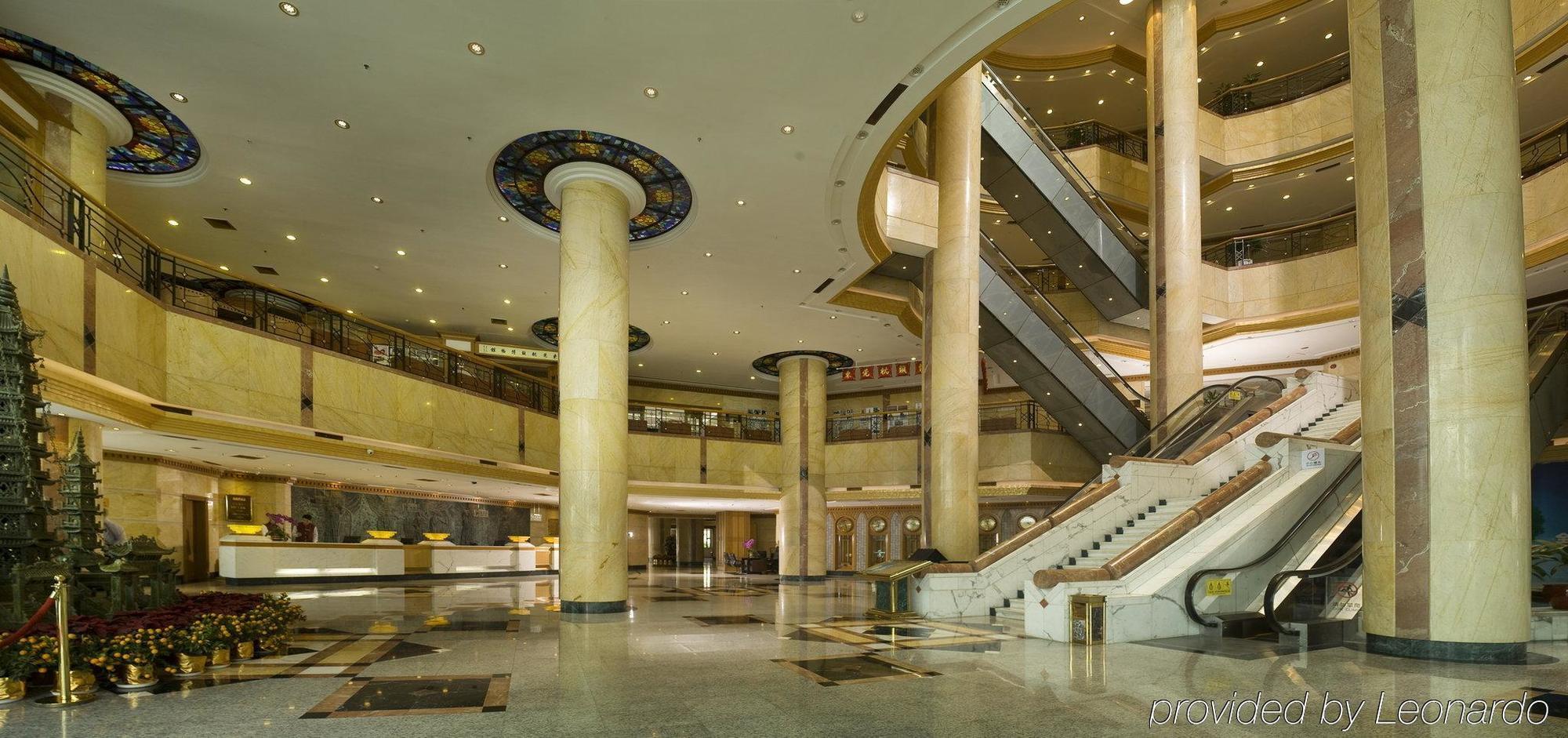 Hotel Silverland Dongguan  Exterior photo